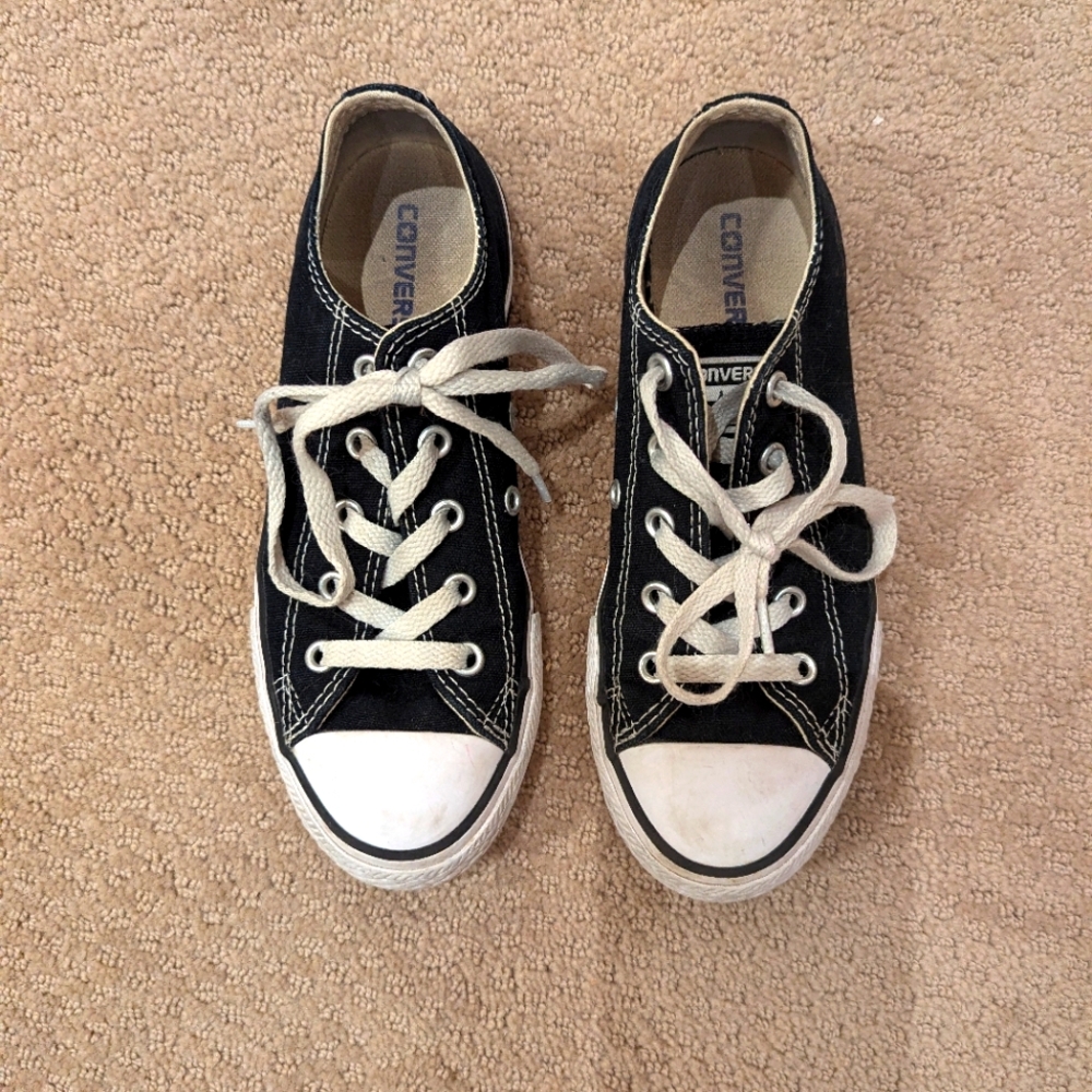 Converse kids sneakers